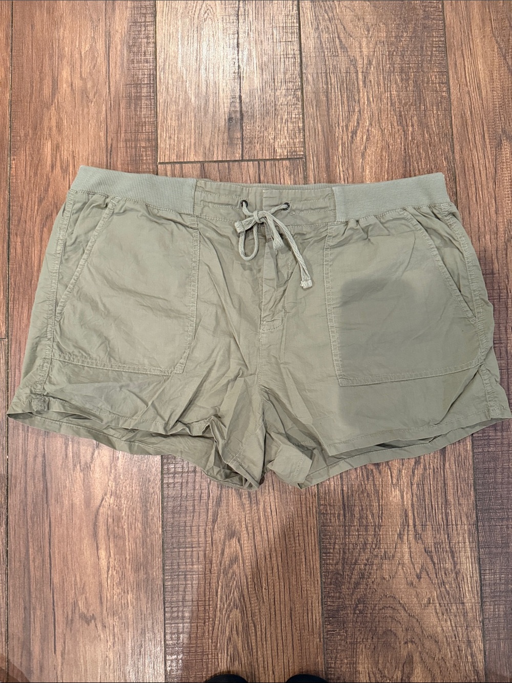 Lou & Grey Army Green Drawstring Cotton Shorts